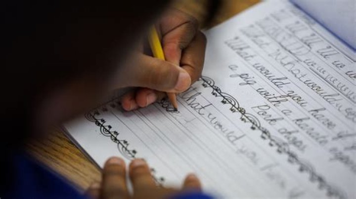 California mandates cursive handwriting instruction in elementary schools |