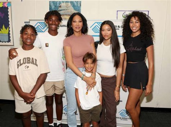 Dr. Ebonie Vincent Bio, Wiki, Age, Height, married, Kids and Net Worth