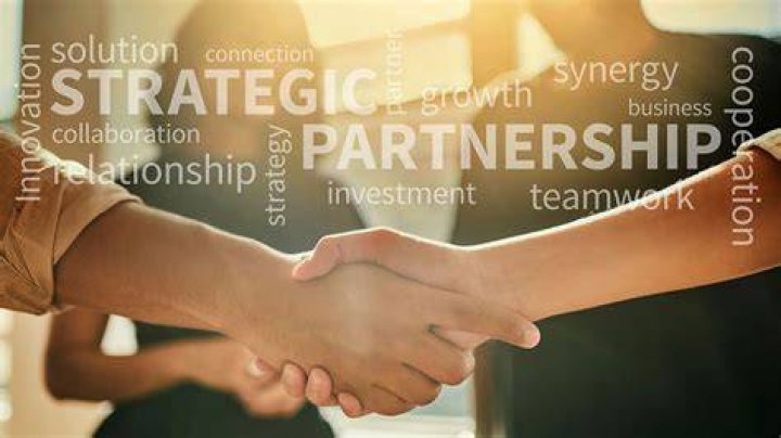 Here's How Gianna Dior & Jay Hefner Built A Successful Partnership