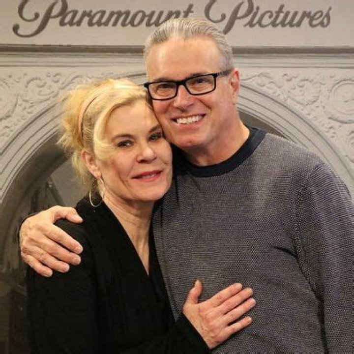 Hollis Resnik- Wiki, Bio, Net worth, Husband, Death