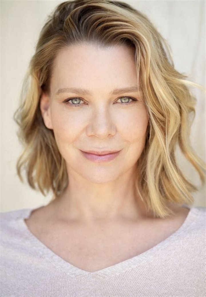 Laurie Holden Biography, Age, Height, Husband, Net Worth, Family ·