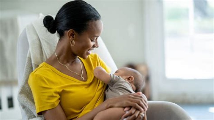 She Is a Mother to a Child, Is She Married? |
