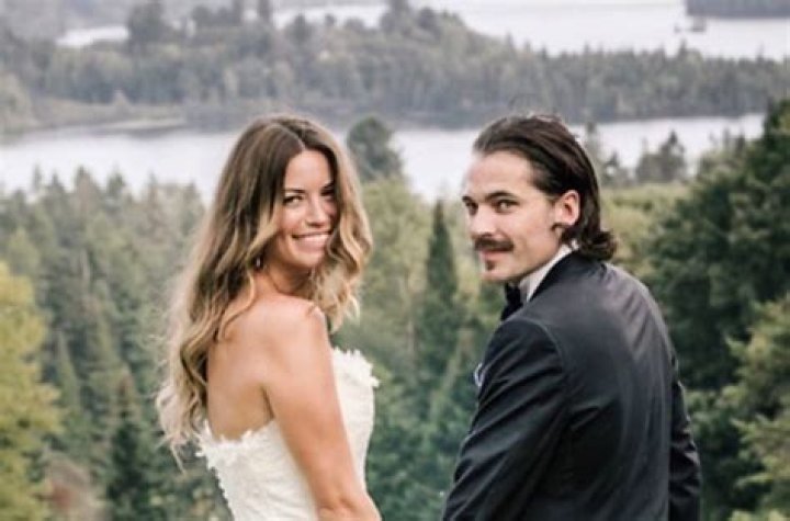 Tim Rozon Biography, Married, Female, Age, Height, Is he gay?