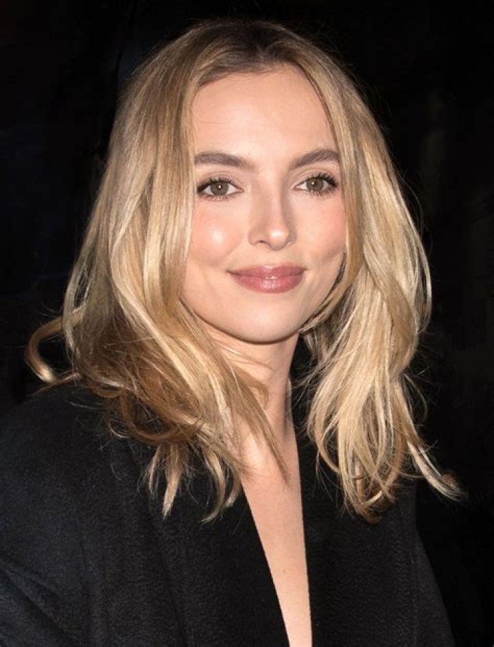 Unveiling Jodie Comer's Relationships: Discoveries And Insights