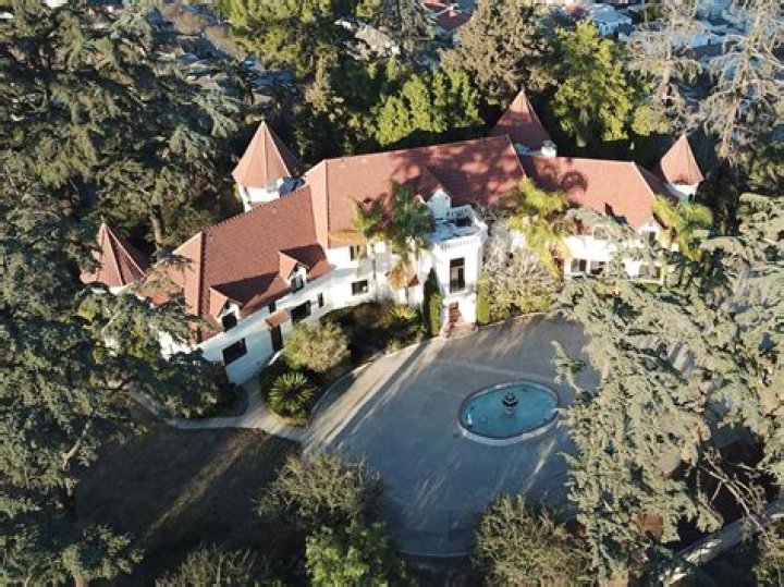 Unveiling The Secrets Of Phil Spector's Notorious Mansion
