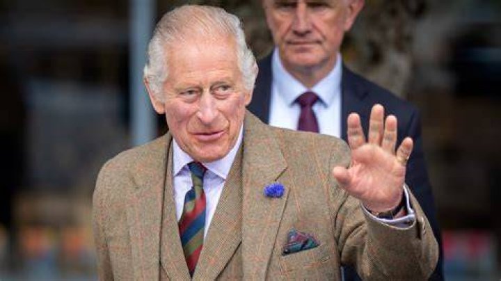 What Happened to the King's Secretary, Reynolds? |