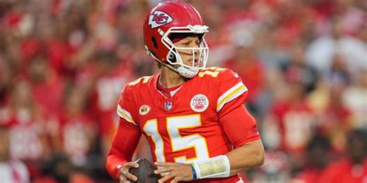 Why does Patrick Mahomes wear his helmet so high? Kansas City Chiefs quarterback adopts unusual on-f